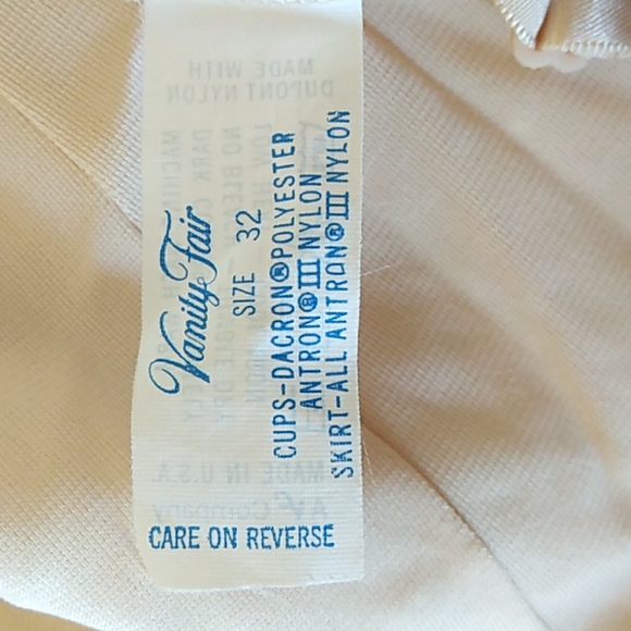 Vanity Fair Slip Size 32 - Picture 4 of 8